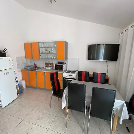 Anita Apartman *